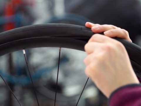 Kỹ thuật cơ bản cách thay ruột xe đạp